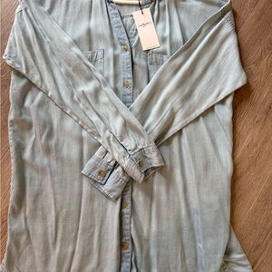 Carly Jean Los Angeles denim-like Shirt